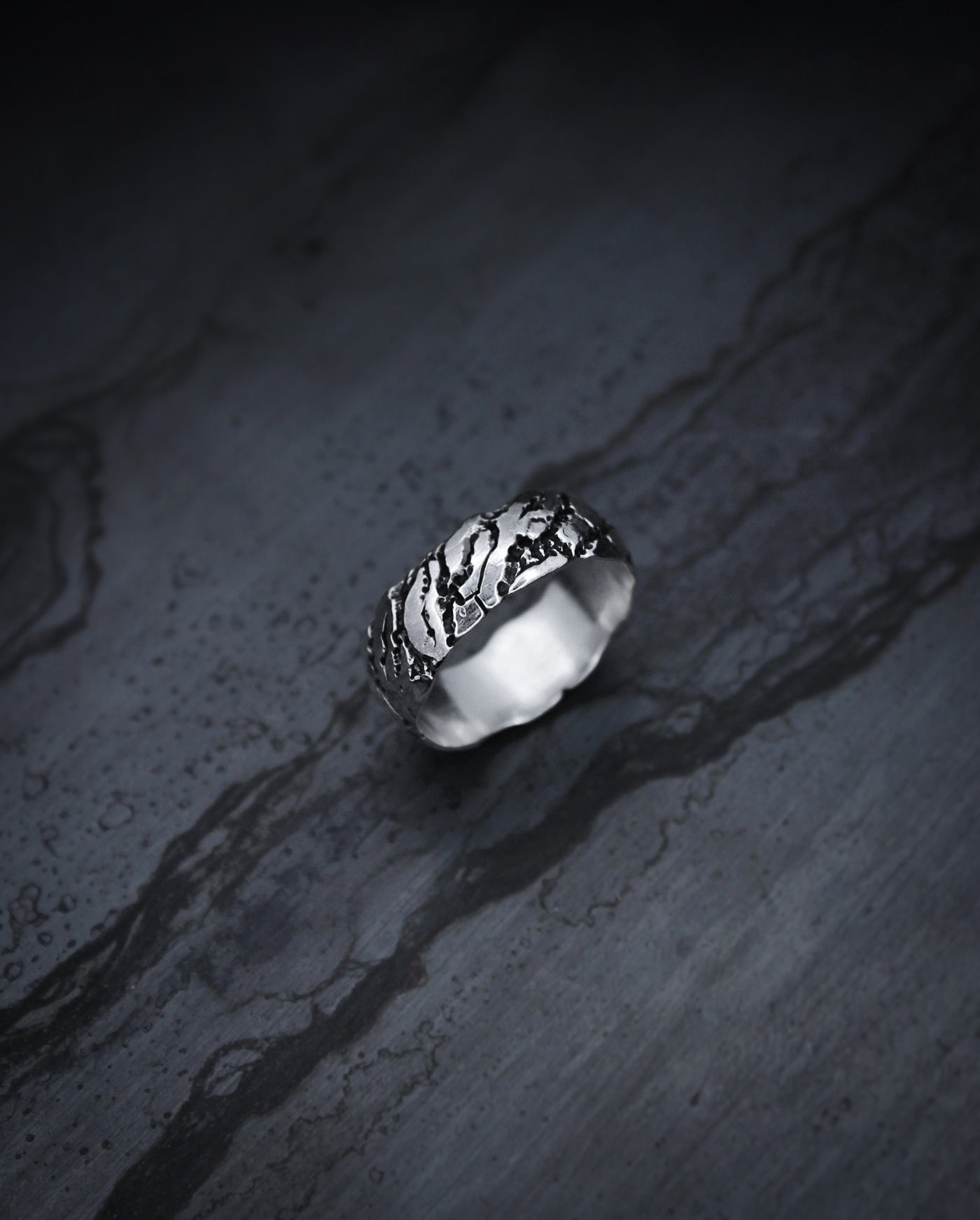 ANELLO EFFETTO ROCCIA